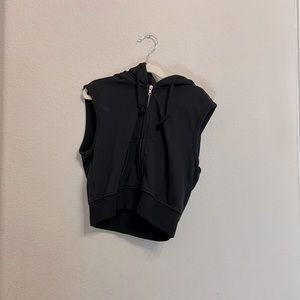 H&M divided women’s zip up vest